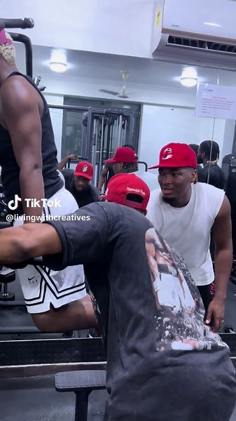 Effective Teamwork Strategies for Creative Projects