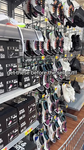 New sneakers ar Walmart!! These come in ladies sizes🖤 #walmart #walmartfinds #walmarthaul #walmartfavorites #nightmarebeforechristmas #jackandsally #walmartshoes #jackandsallysneakers #spookyszn