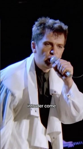 ‘Intruder’, the opening song from Peter’s third album - with its iconic gated-reverb drum sound.
