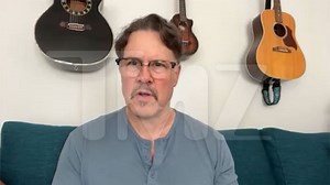 Robert Blake's Son Says Oscars Disrespectful for 'Memoriam' Omission