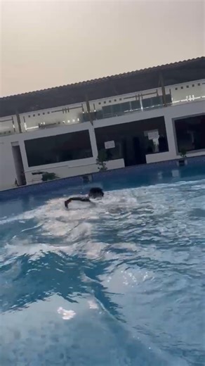 Swimming comedy Shorts 🤣🤣🤣🤣#youtube #shortsfeed #shorts #trend #trending #viral