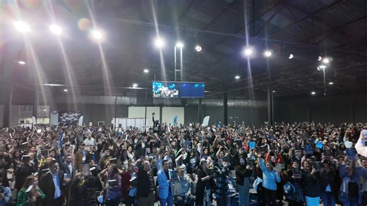 Because of your support and generosity, the Expositor’s Study Bible is reaching hearts and lives around the world, just like these in Colombia. What a joy it is to see the Word of God placed into the hands of those who are hungry for truth. We ask that you continue to keep us in prayer, that the Lord would provide the strength, resources, and open doors needed to fulfill the work He has entrusted to us. | The Expositor's Study Bible