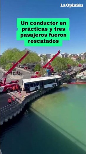 Bus con pasajeros se hunde en el río Sena tras violento choque / La Opinión