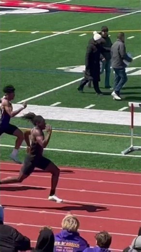 Running against the wind in the 100 meter dash 😠. 11.36 #trackandfield #sprint