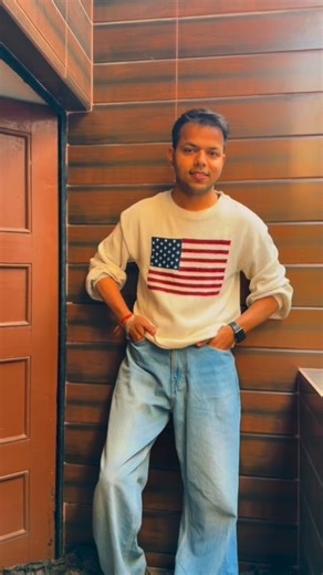 𝐕𝐢𝐯𝐞𝐤 𝐂𝐡𝐚𝐮𝐫𝐚𝐬𝐢𝐚 ❣️ on Instagram: "Be Mine….💫❤️✨ . . . . . #ruler_of_the_heart_official #trend #instalike #grwm #fashionblogger"