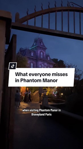I couldn’t resist throwing in a few Disneyland and WDW Haunted Mansion things for you to look for as well 😉 The griffins were sculpted by Cuban artist Ciro Rolando Santana y Arrite who started working at WED in 1969. He also sculpted many other griffin faces in the Mansion, like the corbels on top of the poles in the grand hall near the doom buggies, the birthday girl and Caesar’s elaborate chairs, and of course our beloved bat stanchions. There’s some evidence that shows the griffins (located 