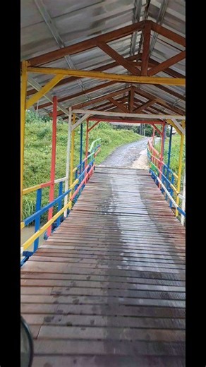 Jalur pintas dari perum kartika ke kopel biar lebih cepat dan tidak perlu lewat jalan raya. cuma harus hati hati ya , apalagi kalau musim hujan suka licin jalanya. #alamliar #alamnusantara #tutorial | Dianggo Wahyudi