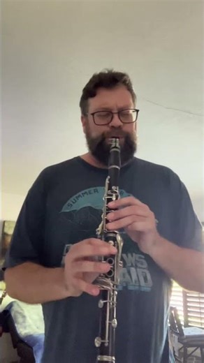 Unexpected Clarinet Vibes on ‘Ready Set Go’ 🎵