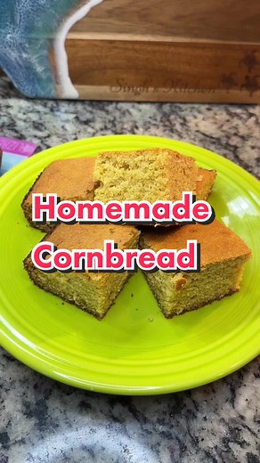 Homemade Cornbread Recipe: Easy and Delicious!