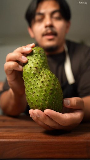 Eating a guanabana for the first time! I did my research on this and it seems like a popular fruit. has anyone actually tried this too？ #soursop #fruit | Cooking and food