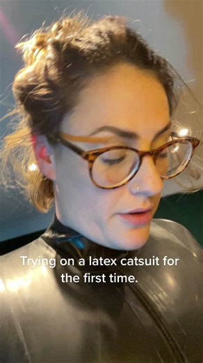 In all my years as a domme, I’ve never had a full catsuit. And now I can see why! Obviously this needs shining AND heels AND I dunno maybe some bloody MAGIC!!? #latexcatsuit