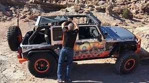 Have you seen our awesome new retractable sun shade for Jeep JKs? Check out this COOL (literally) demo and get yours at www.MountainOffRoad.com O|||||||O #JeepMORE | Mountain Off Road (M.O.R.E)