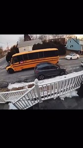 233K views · 1.3K reactions | We received this Fall River video from Alan Berndt. "Bus hit and run. Fonseca Elementary School, London Street. 7:11am this morning. I’ve already been in touch with law enforcement." | Fall River Reporter | Facebook