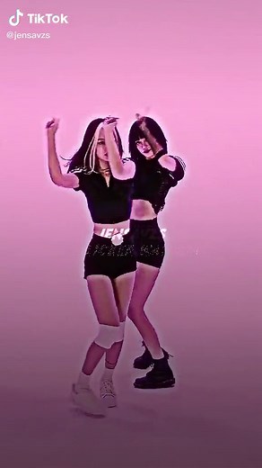 sorry for the second clip 😭 #blackpink #fyp #jisoo #blink