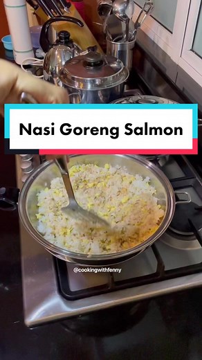 Delicious Nasi Goreng Salmon Recipe with Salad Master Cookware