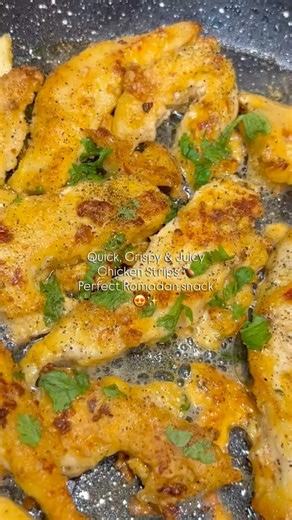Quick Crispy & Juicy Chicken Strips | Perfect Ramadan Snack #crispychicken #easysnackrecipe #shorts