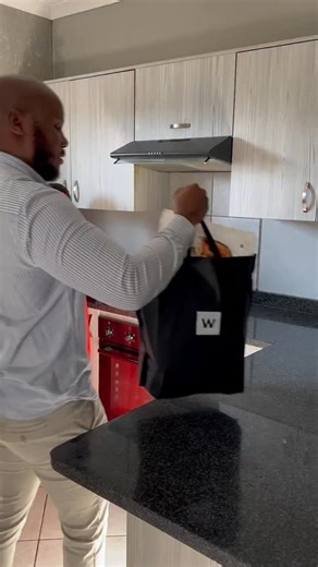 The Zindela’s on Instagram: "Woolies makes “Back To” easy! From quick lunches made with quality ingredients to healthy snacks for the girls’ lunchboxes. Less stress, more goodness, every day! @woolworths_sa #woolworths #ad"