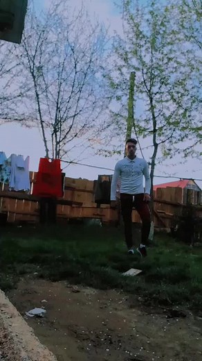 Videoclipuri postate de cristi stan (@cristispartanu10) cu Stop la regine - Dani Mocanu