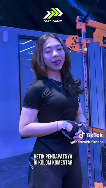 Gerakan Cable Kickback untuk Pantat Kenceng!