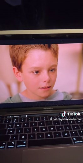 National MacIntosh Day - Blank Check (1994) #disney #disneyplus #blankcheck #imac #fyp #prestonwaters #mrmacintosh #fbi #money #henry #juice #milliondollars #cash #icecream #apple #money #holidaytiktok