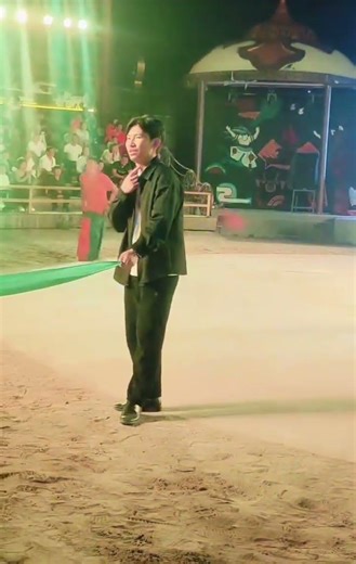 Running in PACKING BAGS? This Race Got CRAZY! 😂