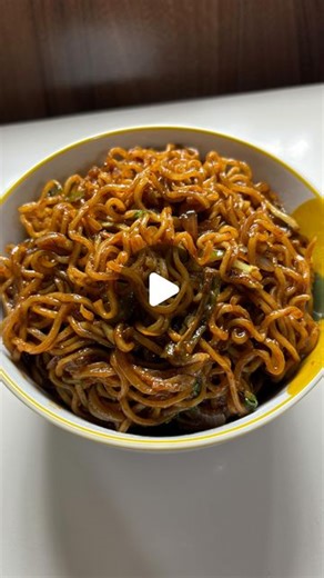 Mauje's Food on Instagram: "Chilli Garlic Maggi😍🔥 Visit YouTube Channel Link In Bio*** Ingredients : - Oil - Garlic - Green Chilli - Onion - Capsicum - Red Chilli Sauce - Soya Sauce - Black Pepper Powder - Water - Maggi Masala(Tastemaker) - Pinch Of Salt - Maggi - Coriander Enjoy 👍 Follow @maujes.food For More Recipes . . #ChilliGarlicMaggi #GarlicMaggi #Maggi #MaggiRecipe #MonsoonRecipe #ChineseRecipe #ChineseMaggi #MaujesFood"