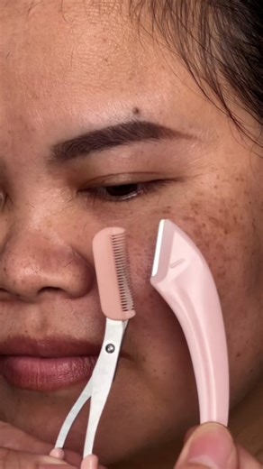 It’s 2024—Still Don’t Know How to Shape Your Eyebrows? ✨ Easy Eyebrow Razor Tutorial #shorts