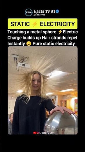 This Is The Clearest Example Of Static Electricity Ever ⚡
