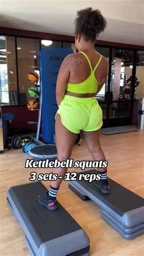 Looking for a Personal Trainer near you? 💪🔥 Located in Brooklyn & Queens, New York 🗽 Today’s personal training session started STRONG 💥 We kicked things off with 15 minutes of kettlebell squats on the StairMaster 🧗‍♀️🏋️‍♀️🔥 — legs burning, cardio up, gains in progress 💦💯 Ready to level up your fitness? Let’s get to work! 💪🏽🔥 📲 Contact me: @gainz_fitnezz on Instagram or TikTok #PersonalTrainer #BrooklynTrainer #QueensTrainer #StairMaster #LegDay 🦵🔥🗽