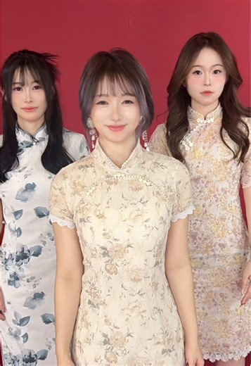 There’s nothing quite like the aroma of Nescafé Gold to bring the family together during these special moments.🧧✨ Speaking of heart-to-heart moments, you HAVE to watch the new Nescafé Gold CNY Music Video — 【心意相伴】. It’s the perfect blend of melody and meaning. Check it out now! ☕️💛 #nescafegold #nescafegoldcny2026 #cnysong2026 #priscillaabby #aisharetno @nescafe.my @nescafe_my