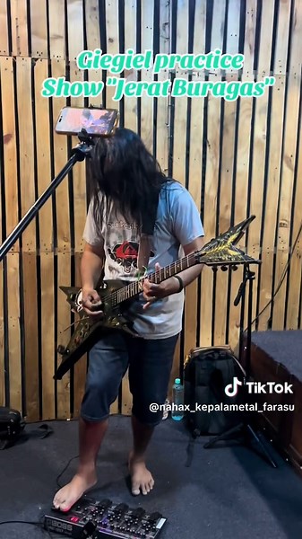 Behind the Scenes of Giegiel's 'Jerat Buragas' Show