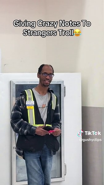 Giving Crazy Notes To Strangers Prank Explained