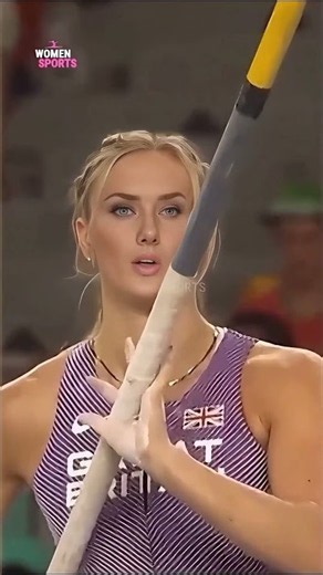 What If Alica Schmidt Tried Pole Vaulting? 😳🔥#alicaschmidt