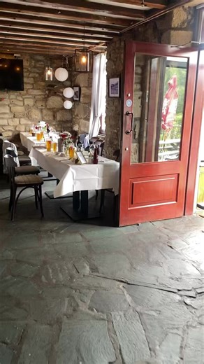 The Applebank Inn on Reels