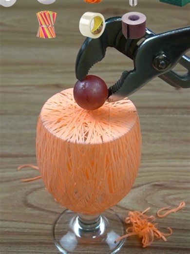 Satisfying Experiments: Hot Ball vs Rubber Band