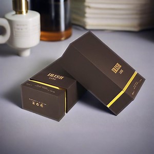 [Hot Item] Luxury Custom Printed Colour Paper Cosmetic Cardboard Magnetic Packaging Perfume Gift Box