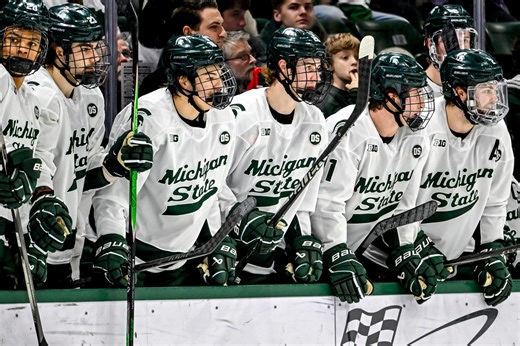 Michigan State hockey survives nail-biter vs UConn in NCAA Tournament