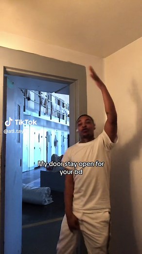 #fyp | front door open
