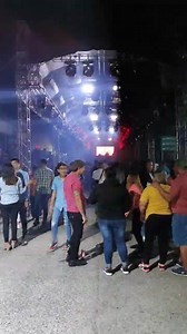 🔊Ella perrea sola😉🔊 🎼🎼🎼🎼INFINITY DISCOMOVIL 🎼🎼🎼🎼🎼🎼 . SHOW SKY LIGHT | Infinity Discomovil El Salvador