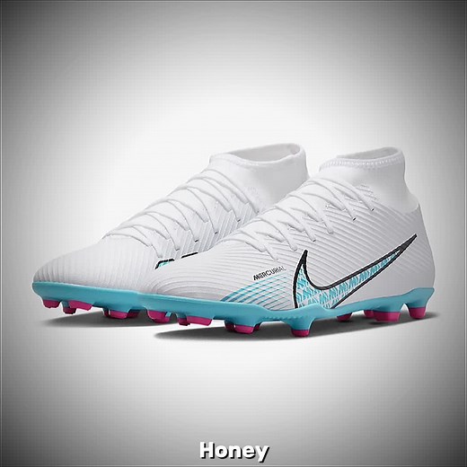 i love these shoess⭐️#nike #cleats #whitecleats #soccer #fypシ #fypシ゚viral #blowthisup #favorite