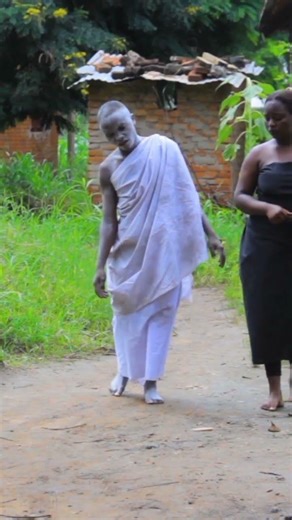 hii ni hatari #comedy #movie #funny #clamvevo