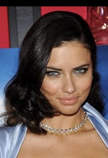 Adriana Lima's Plastic Surgery Discussion by Epstein