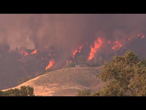 Lake Fire spreads to more than 12,000 acres in Santa Barbara County, prompting evacuation warnings