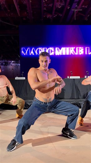 Channing Tatum made a surprise appearance alongside Magic Mike Live performers in NYC to announce the show’s return. Filmed on location, this video captures the full performance moment and announcement as dancers took over the space and Channing addressed the crowd in person. Magic Mike Live brings its high-energy, live stage experience back to New York City, and fans got an unexpected first look at what’s coming next. 🎭 Magic Mike Live 📍 New York City 🎬 Full announcement and performance in t