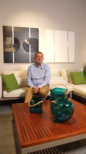 Diseñar exteriores tiene su ciencia 🌿 Dale play y aprende con Tony, nuestro showroom stylist, qué debes tomar en cuenta antes de elegir tus muebles. 🎥 | Addison House Panama