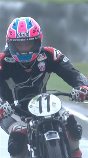 1.4M views · 18K reactions | The Isle of Man hero Davey Todd set a lap 1.5 seconds faster than everyone else at the 2024 Goodwood Revival. That 1929 #BMW R57 Kompressor is a very difficult motorbike to get to grips with, but Todd looked like a master. #GoodwoodRevival | The Goodwood Revival | Facebook