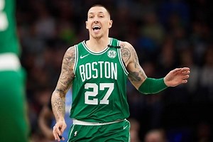 Daniel Theis: Trade| Trade rumors| Stats - sportsjone