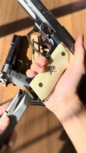 Grab 1 of 5 Beretta 92 by Marushinベレッタのバリエーション #asmr #replica #airsoft