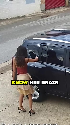 Couple Ignores Parking Warnings… Instant Karma Was WAITING #karma #towtruck #caughtoncamera