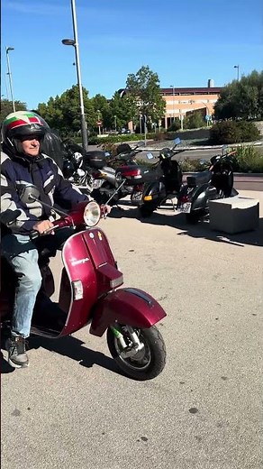 😍 La Vespa clásica que enamora a cualquiera 🇮🇹🔥
